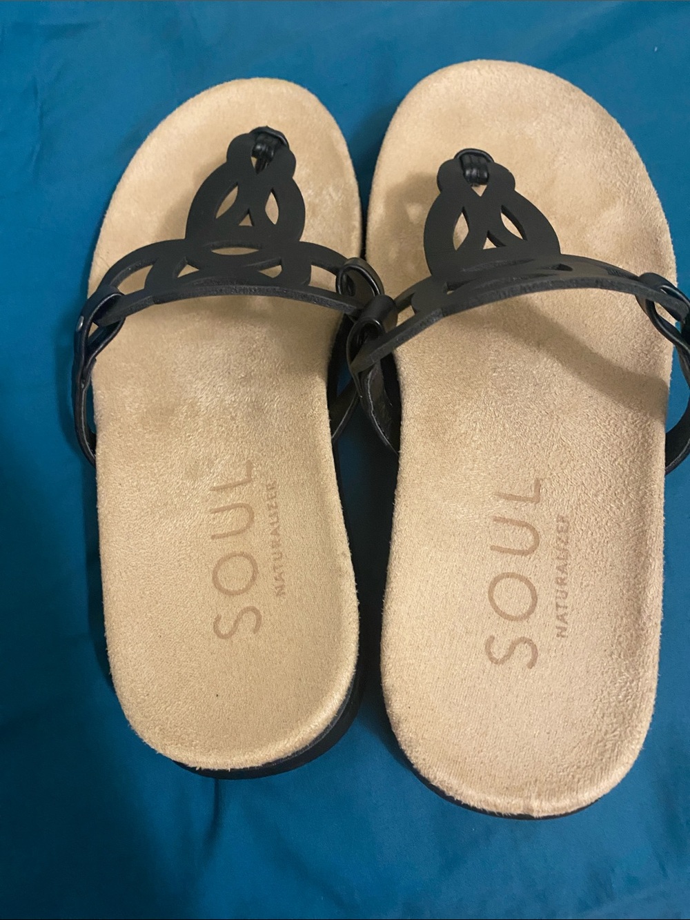 SOUL Naturalizer Black Cutout Strap Slide Sandals